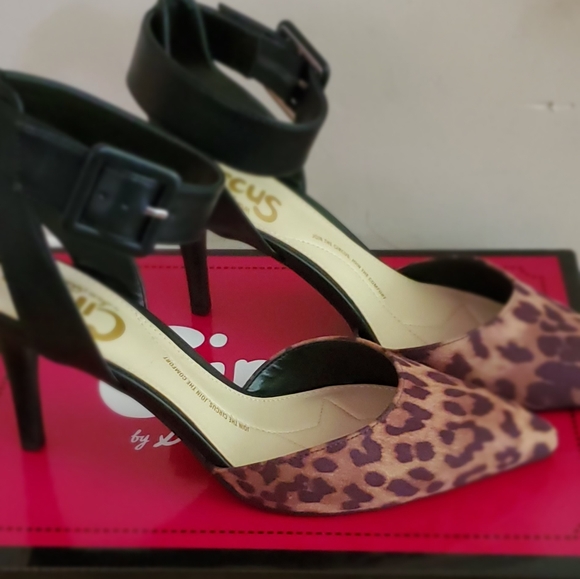 Circus  Leopard High heels - Picture 3 of 6